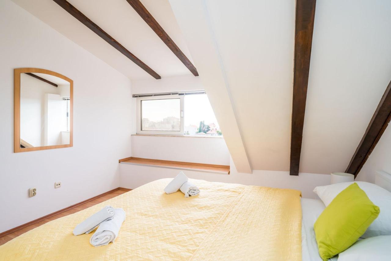 Apartment Deluxe Duplex House With Terrace *
